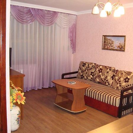 Studio On Stalevarov Near Meduniversity Zaporizhia エクステリア 写真